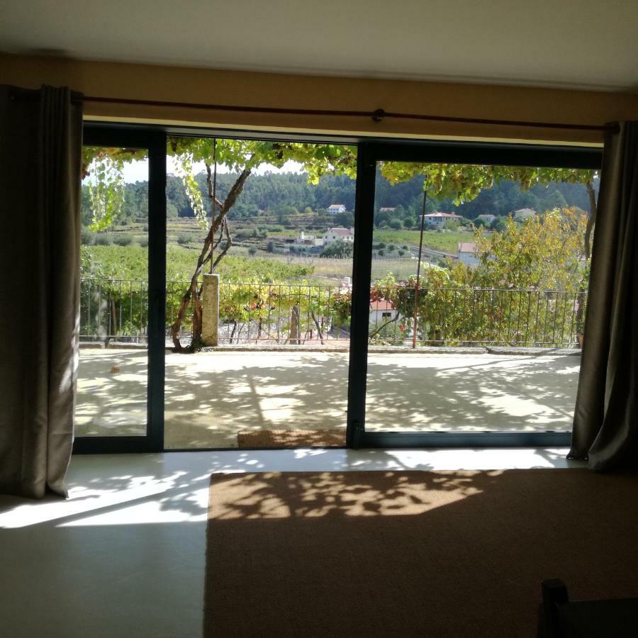 Casa Na Quinta De Valinhas Daire Vitorino dos Piães Dış mekan fotoğraf